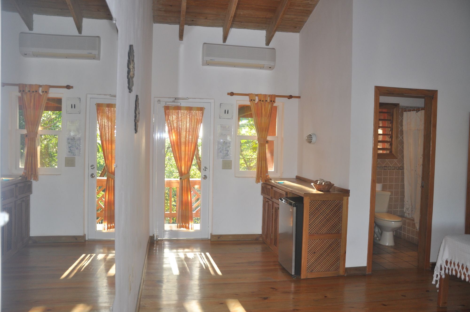 Hotel Posada Las Orquideas,เวสต์เอนด์ ภายนอก รูปภาพ