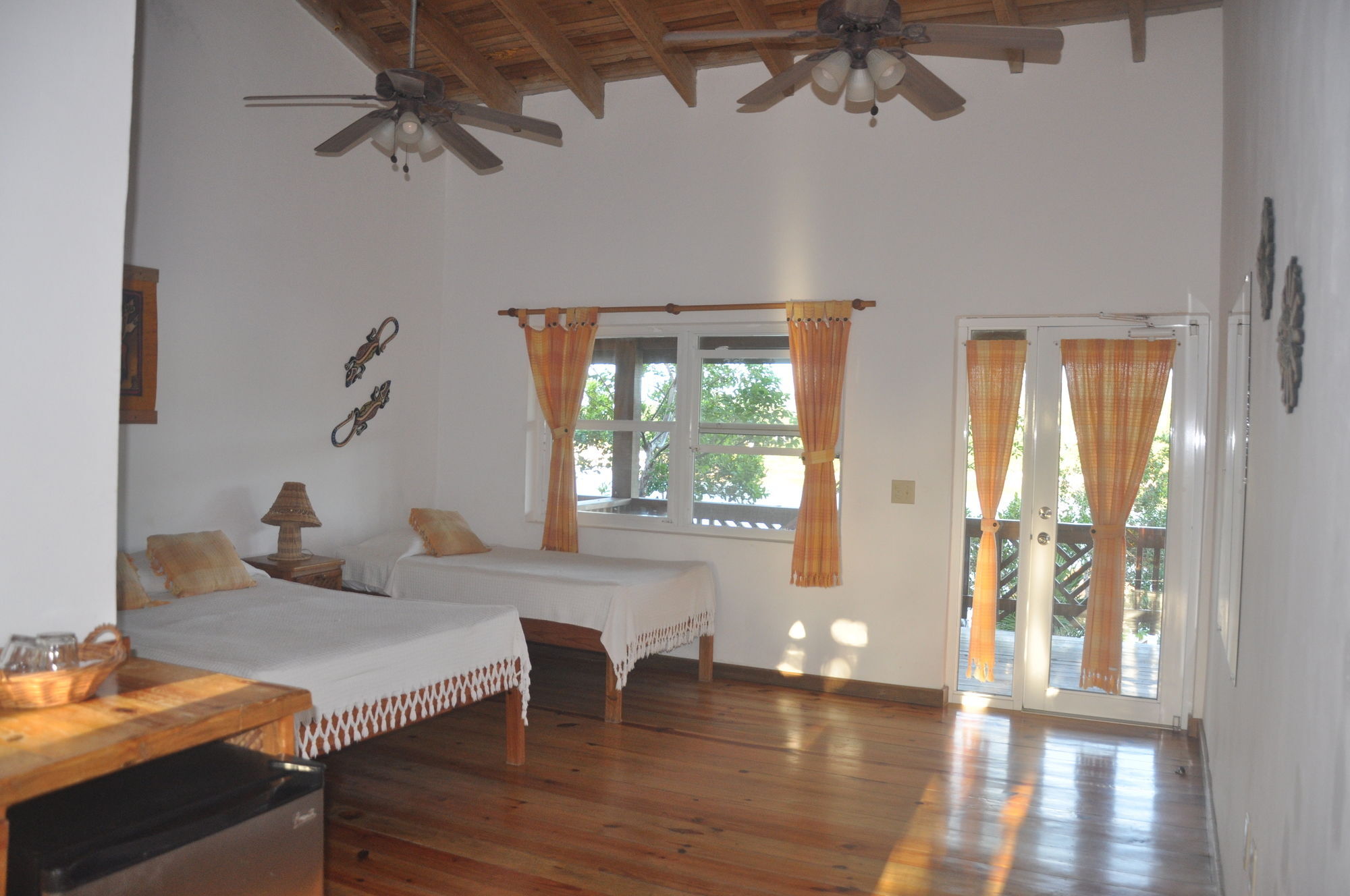 Hotel Posada Las Orquideas,เวสต์เอนด์ ภายนอก รูปภาพ